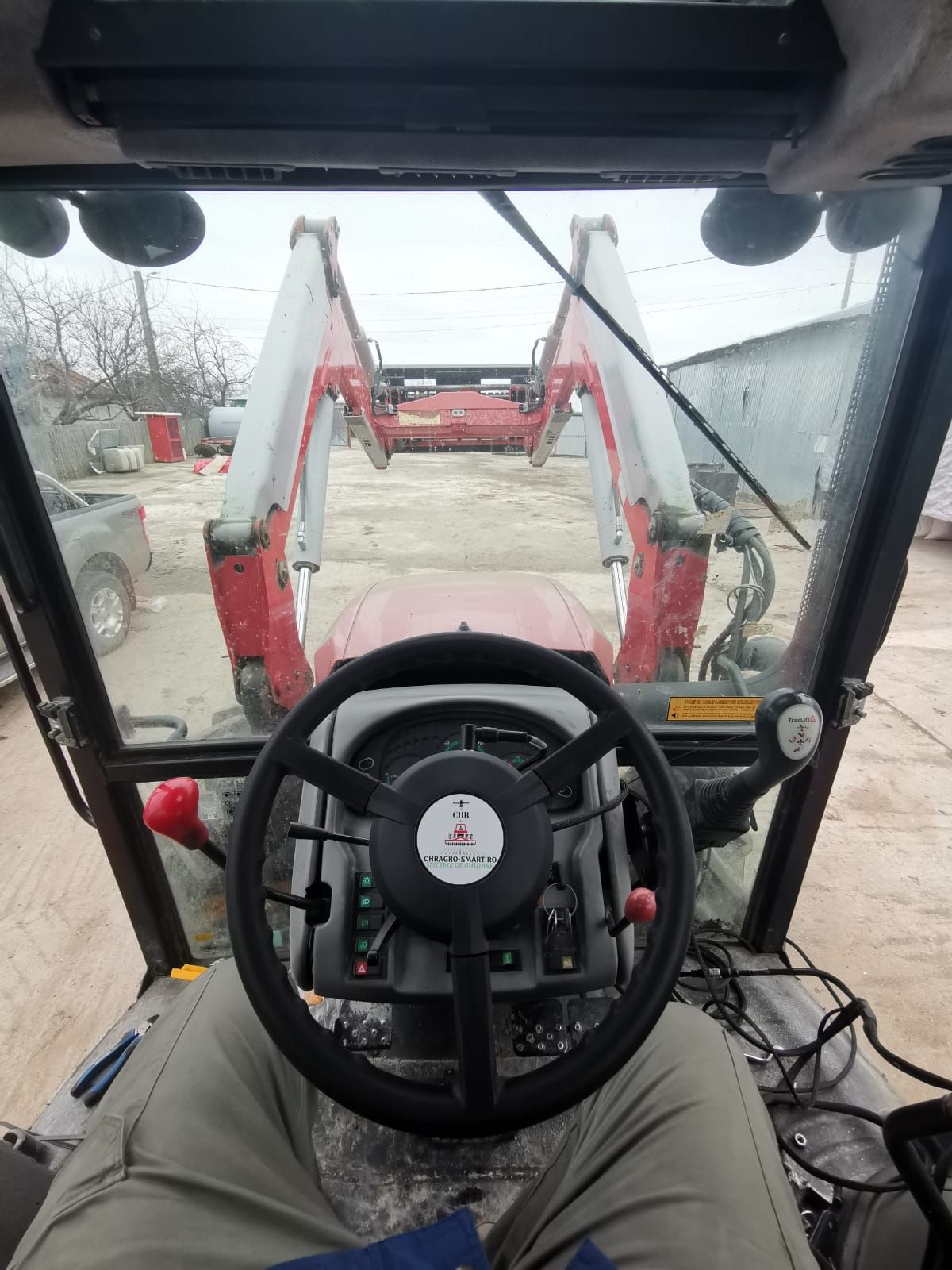 Sistem ghidare automată cu precizie de 2.5 cm GPS Tractor.