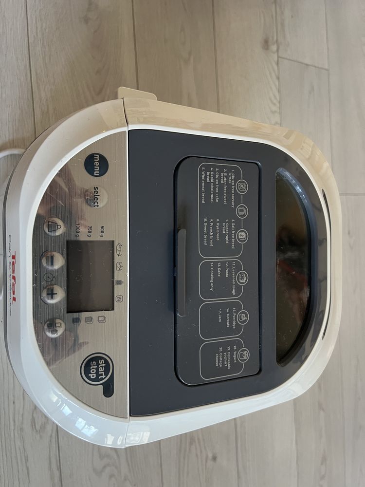 Хлвбопекарна Tefal
