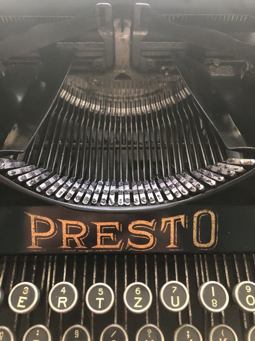 Masina de scris Presto vintage