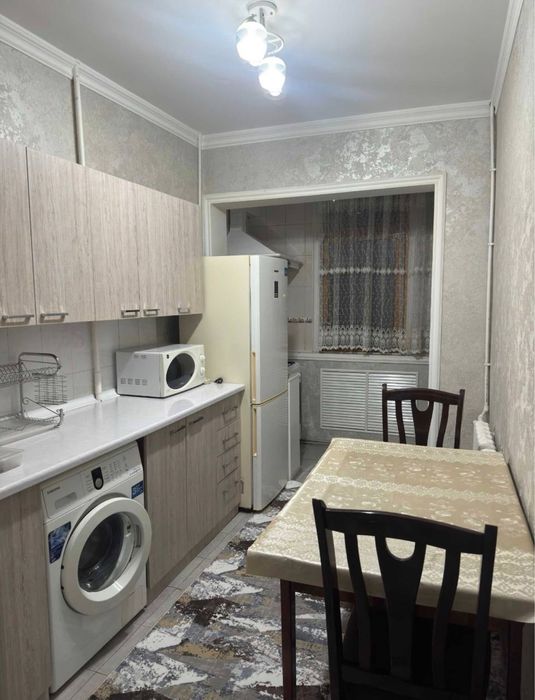 Сдается 3 ком Метро Ойбек. DMAAR Бизнес Центр.