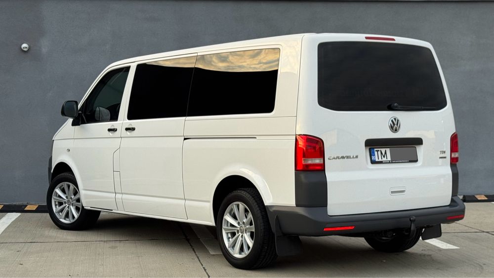 Volkswagen Caravelle T6 2014 2.0 4X4 Extra-Lung 8+1 Locuri 140CP