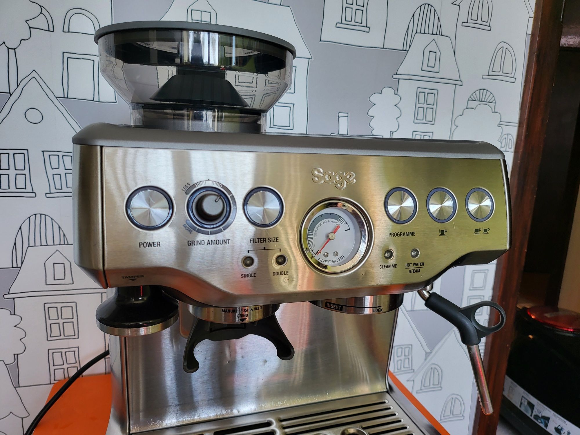 Еспресо машина SAGE Barista Express Кафемашина с кафемелачка