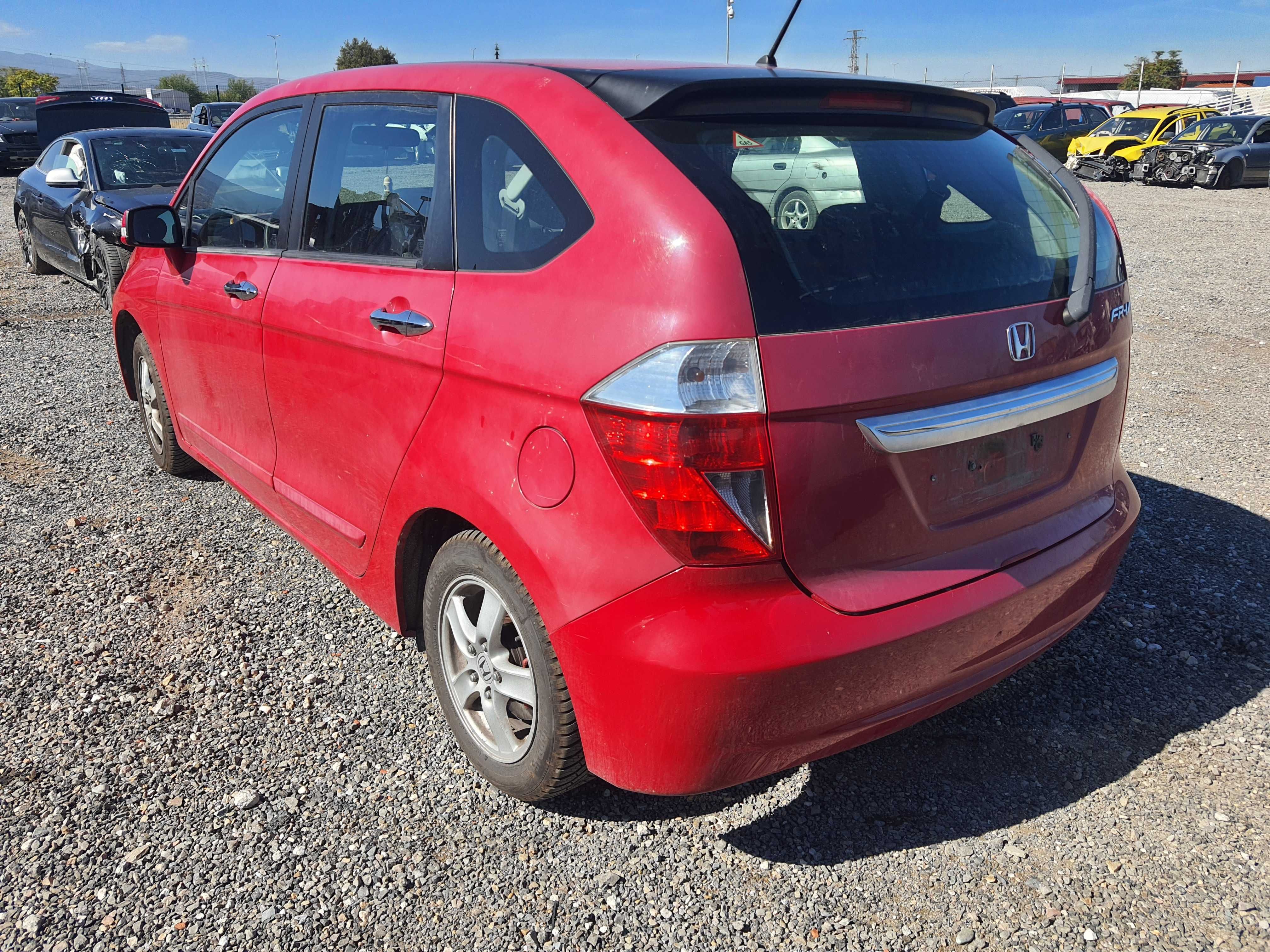На части! Honda FR-V 1.7i 16v