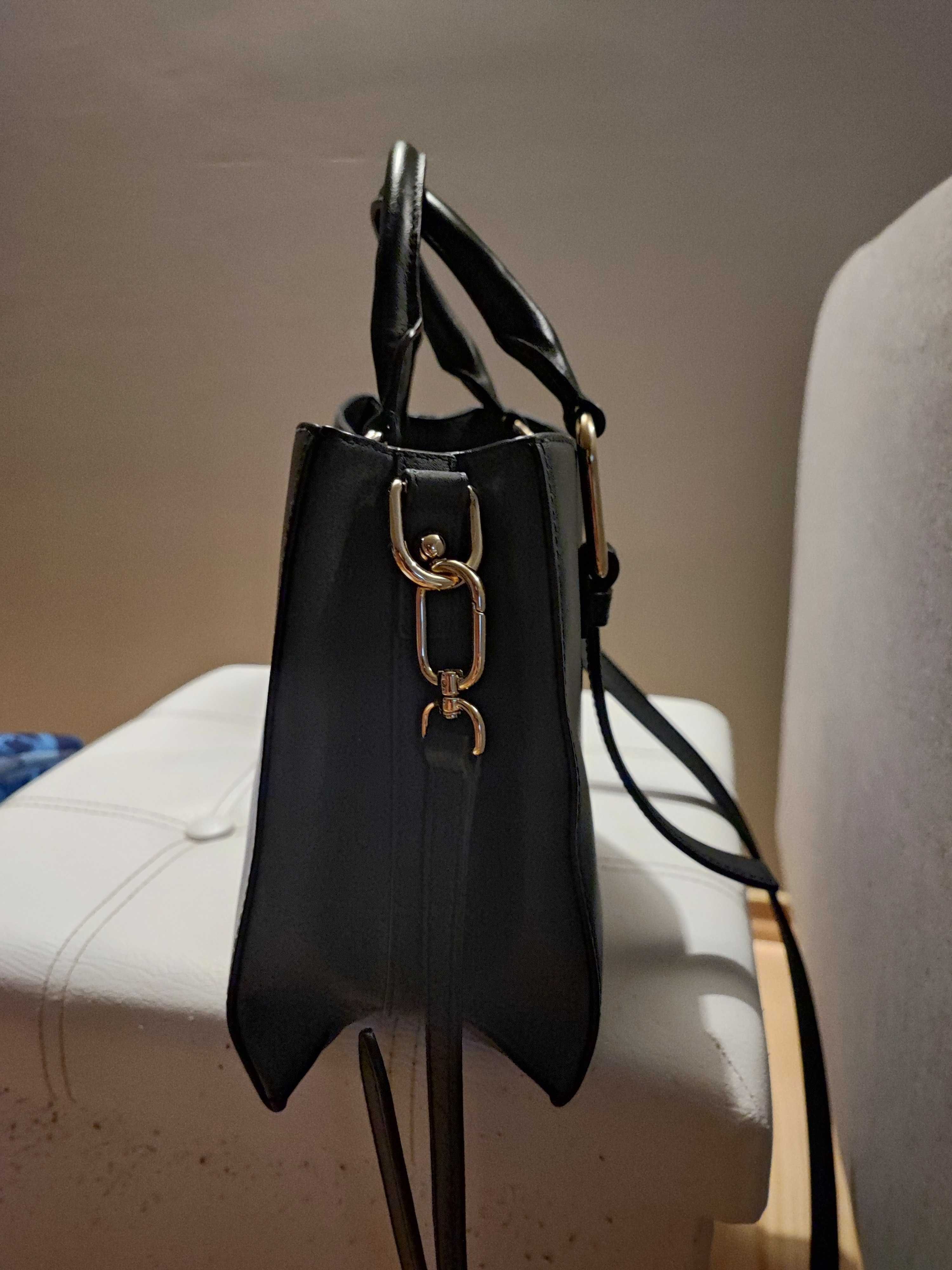Черна чанта Furla