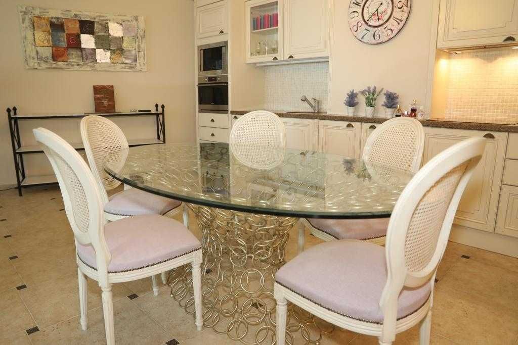 Продава се Тристаен апартамент в Свети Влас - 138 кв.м за 1993 €/кв.м - Снимка #1