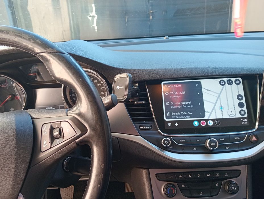 Vând Opel Astra K
