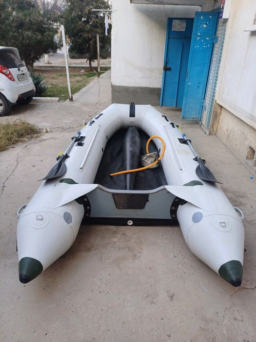 Лодка Barracuda 360