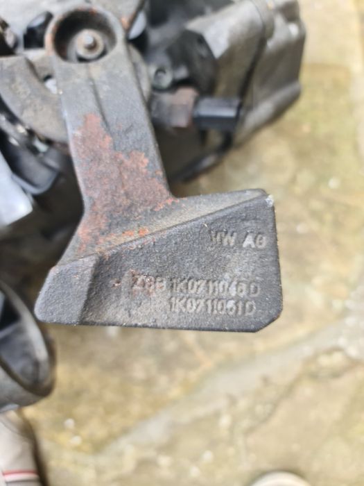 Части за пасат 6  4×4  бензин 2.0  150 коня