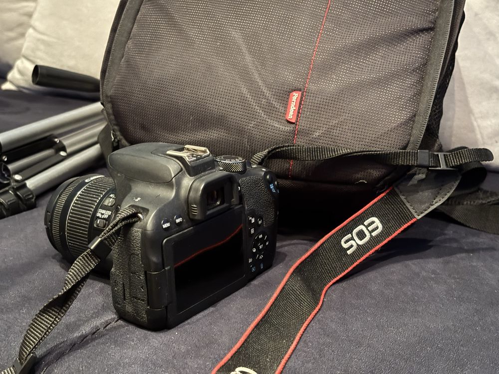 Canon 800D DSLR