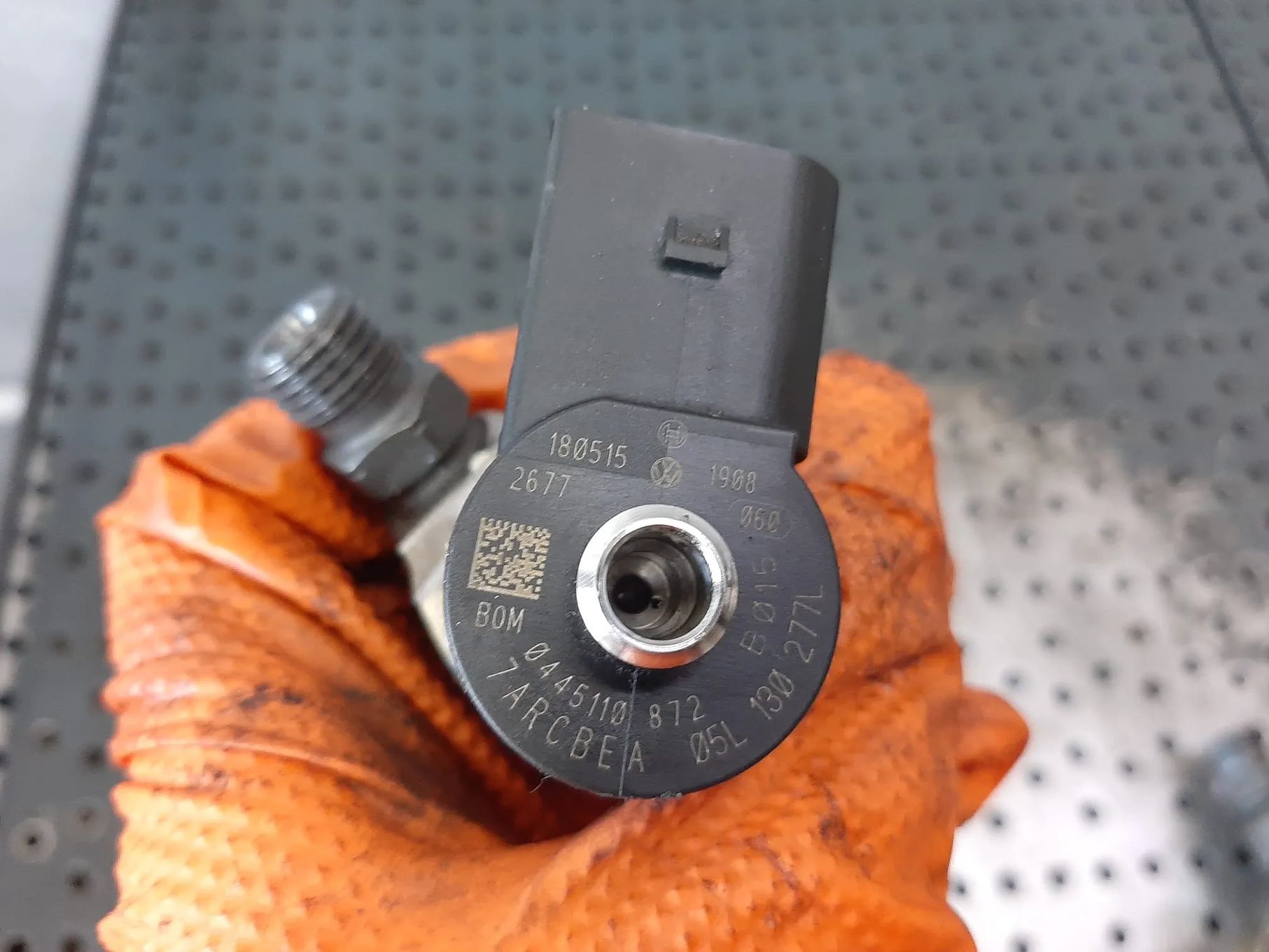 injector  audi a6 c8 4k  2.0 tdi dfb  0445110872  05l130277l