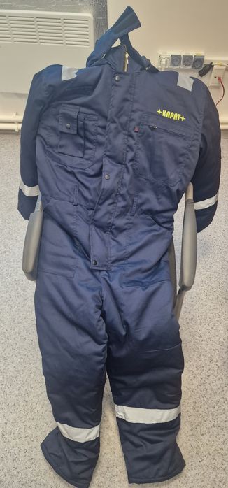 Зимний огеупорный комбинезон
