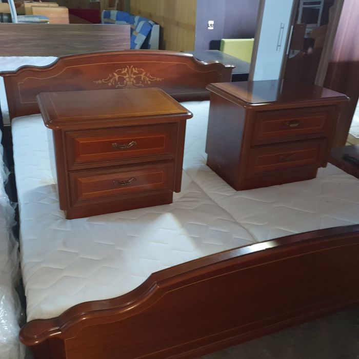 Pat dormitor 1.80m/2m Cireș!