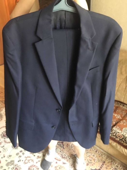 Мужские классические костюмы производства Германия Англия