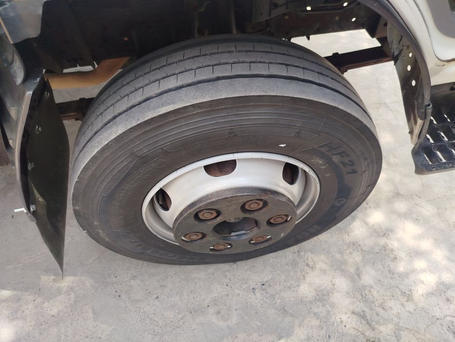 Isuzu NQR71 yuk moshinasi.
