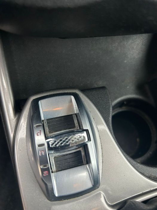 Vând Alfa Romeo Mito