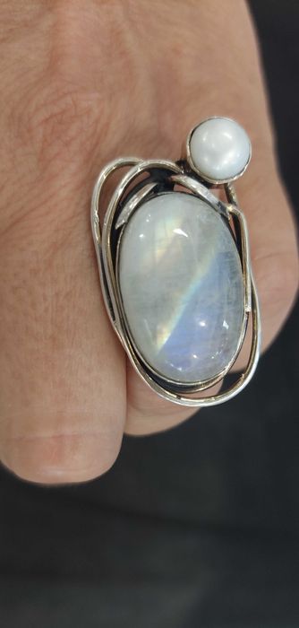 Inel superb din argint 925.