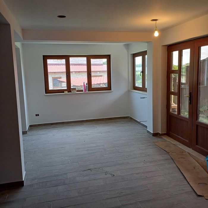 Casă + teren generos intravilan Sat Piscu (Fitionești)