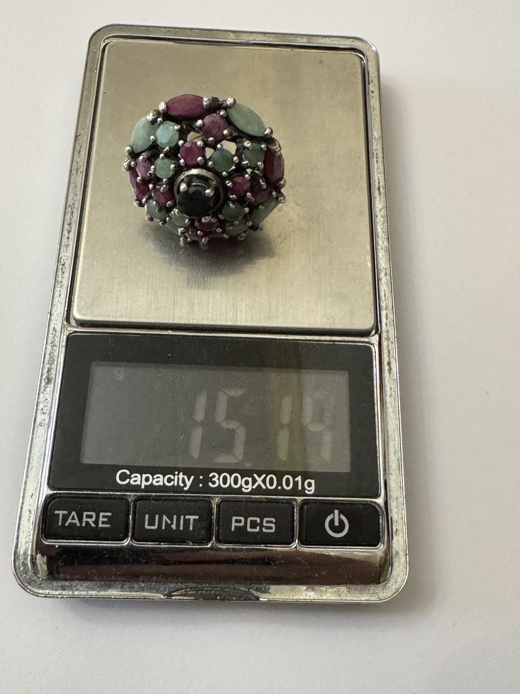 Inel vechi, argint 925 cu safir, rubine si smaralde. Vintage