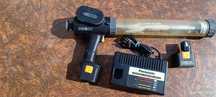 Pistol de injectie silicon cu acumulator Panasonic EY3654+2acumulatori