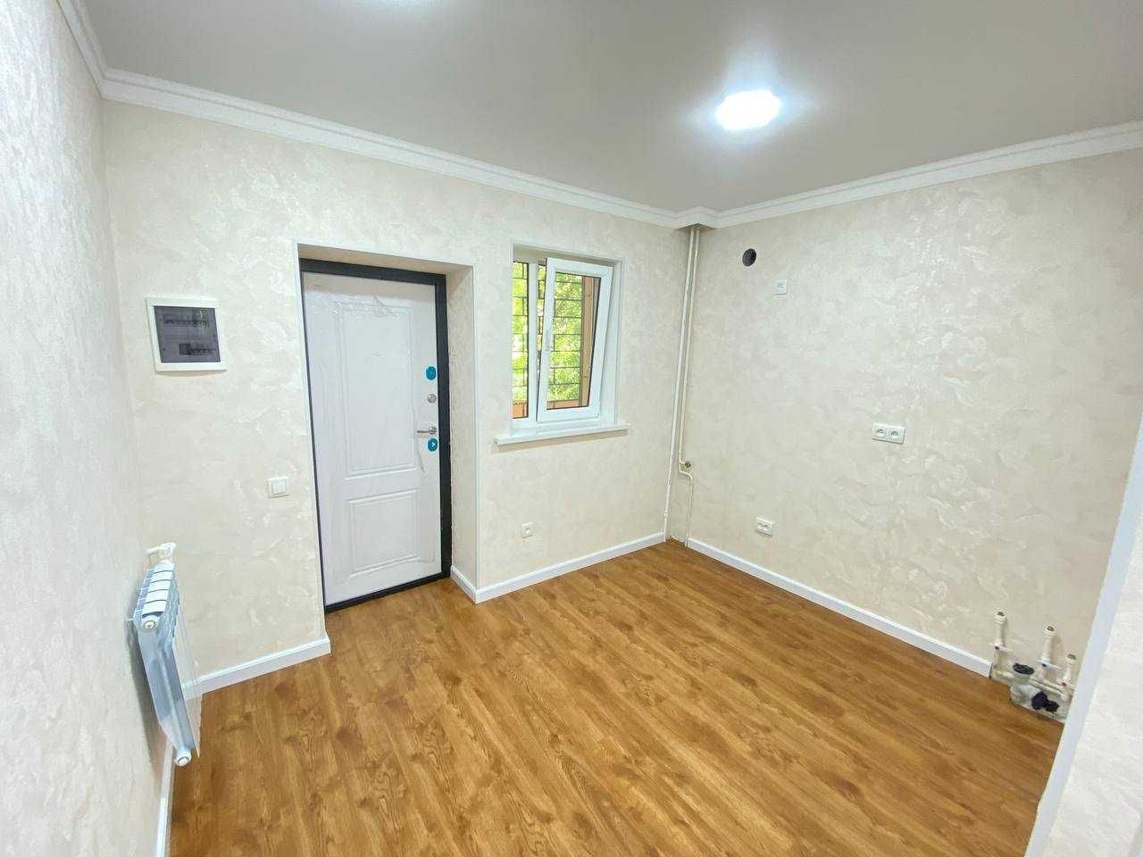 Продам 1 комн на втором этаже возле Паркентского, махаля Дустобод
