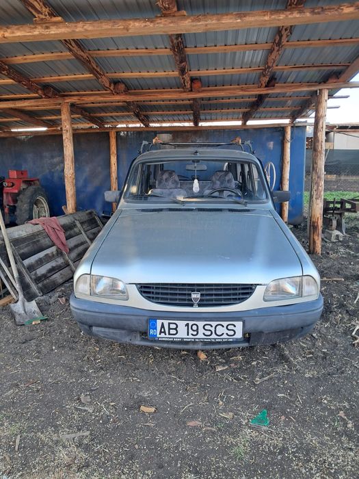 Vând Dacia Break.