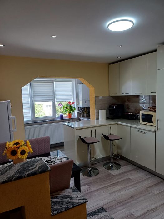 Vând apartament  2  camere  în Baia Mare