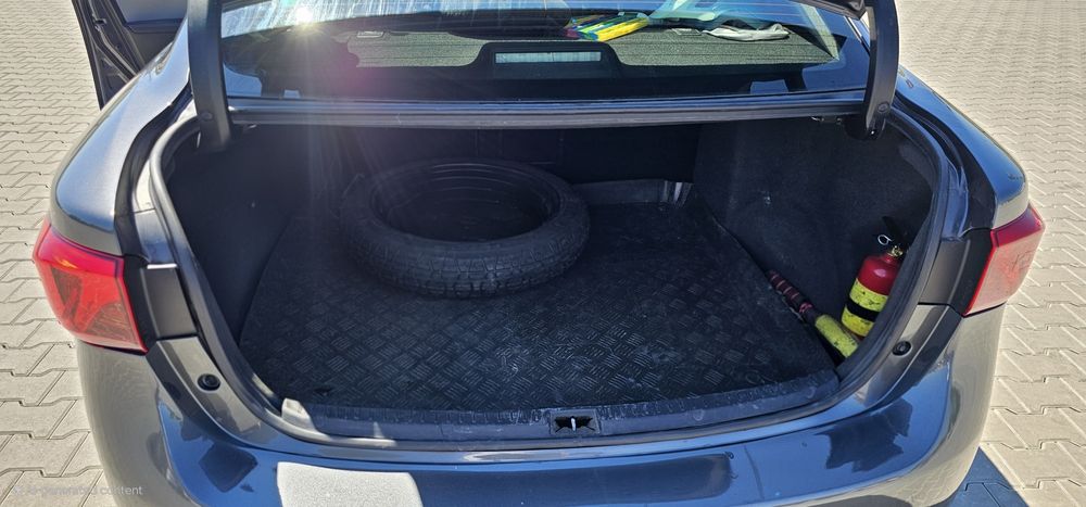 Тойота авендид / Toyota Avensis