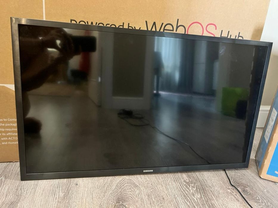 Телевизор Samsung