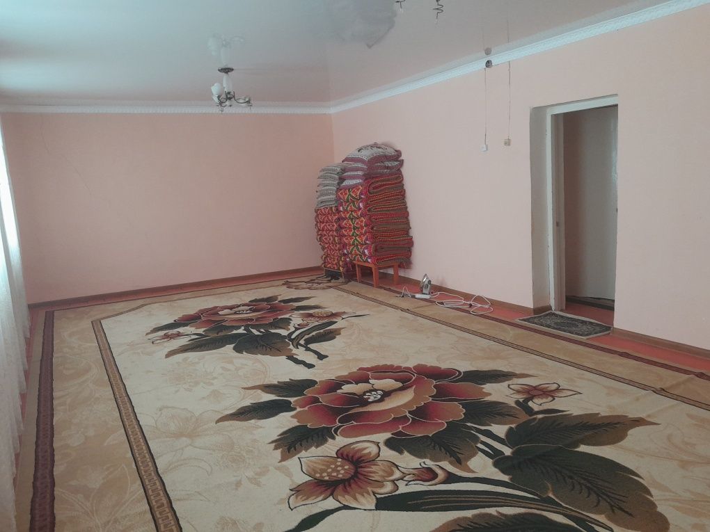 Уй сатылады жер уй макталы центрде