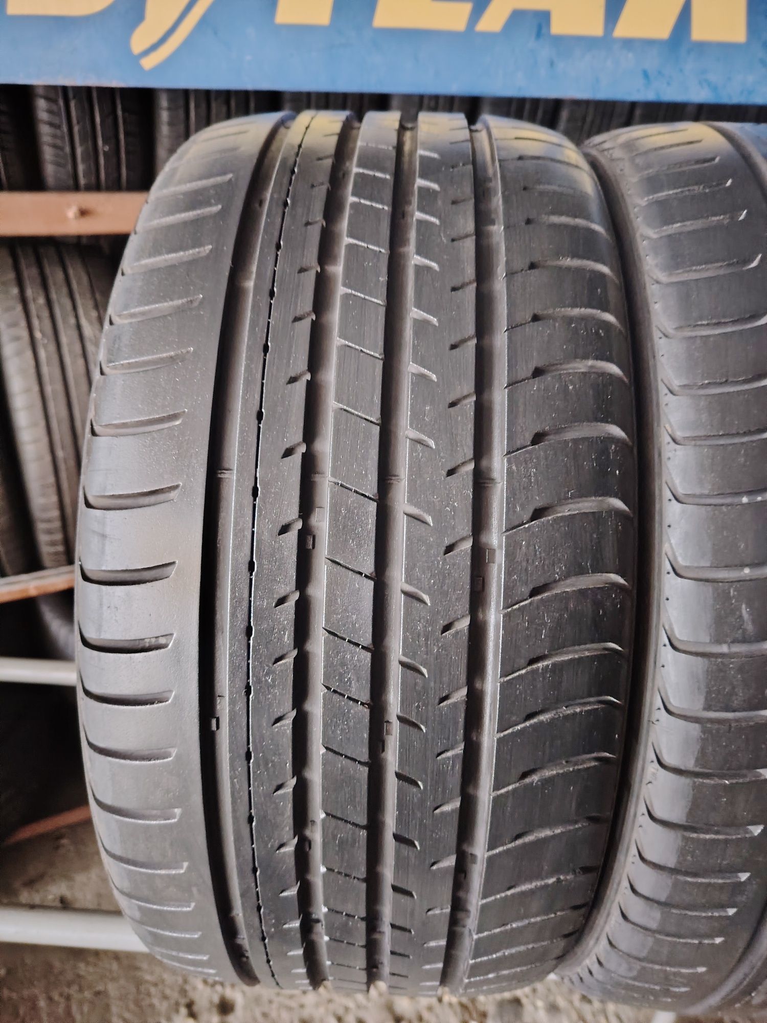 235/35 R19 Berliner SummerUHP M+S dot 2021 cu buza