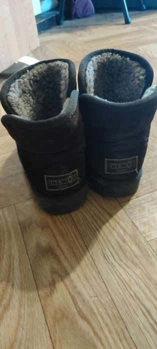 Угги детские продам
