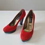 Pantofi rosii piele intoarsa marime 36, 89 lei (379lei pe site)