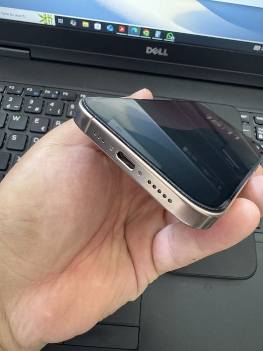 Iphone 16 Pro Gold 128GB 20 cicluri