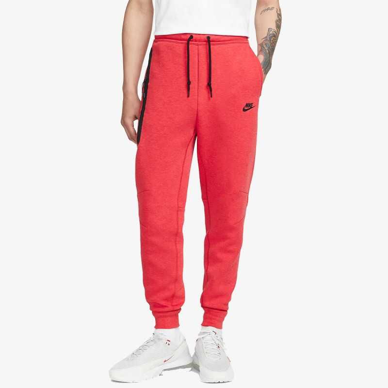 Спортен Екип Nike Tech Fleece
