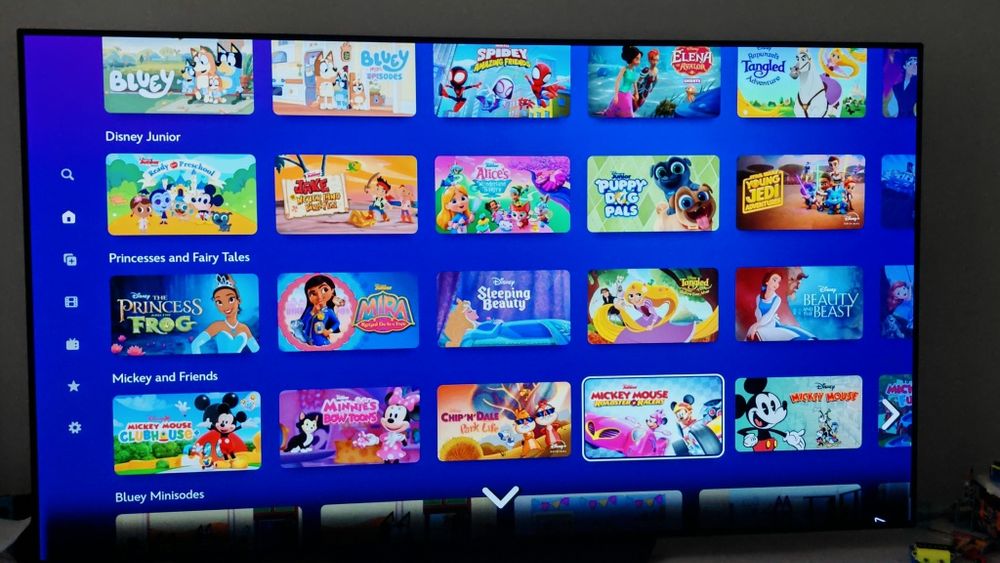 Televizor LG OLED, AI Assistant, 164 cm, Smart, 4K Ultra HD, 100Hz