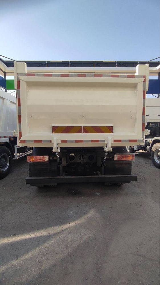 samasval sinotruk 15 tonnalik yangi sotuvda tayyor soni chegaralangan