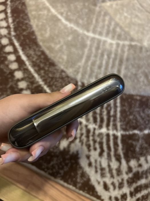 Iqos iluma negru