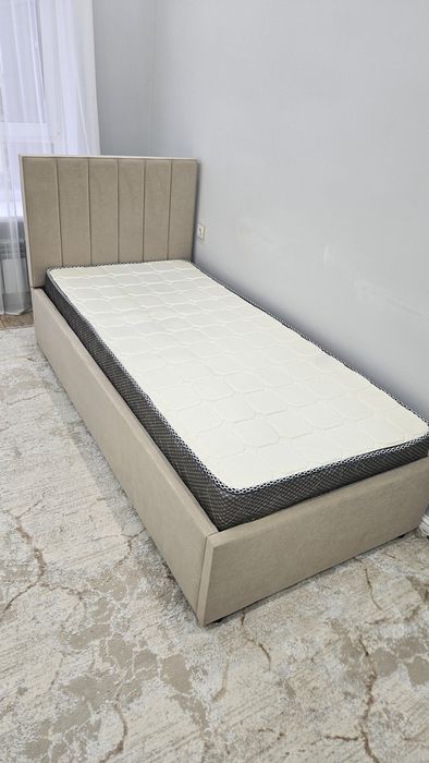 Продам кровать 1спальную