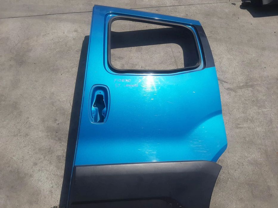 usa portiera  laterala culisanta stanga fiat fiorino qubo  peugeot bipper dupa 2008