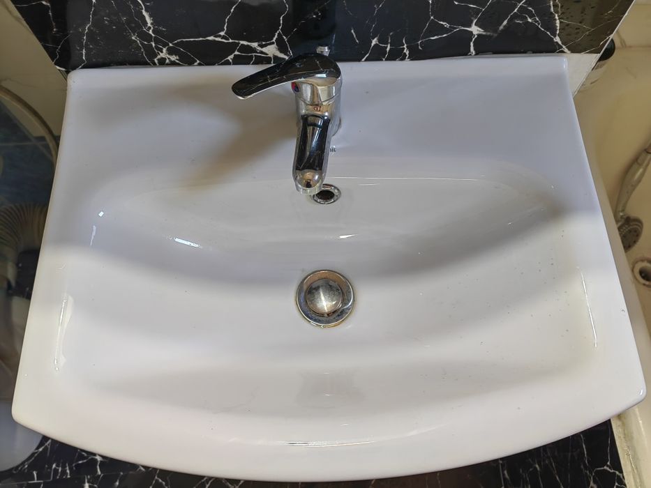 Chiuveta baie cersanit cu masca