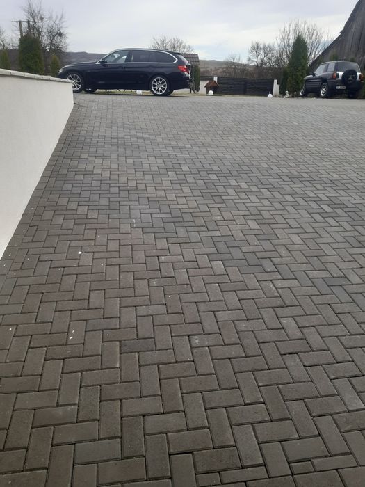 Pavaje si amenajări!