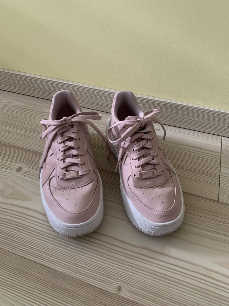 Nike Air Force спортни обувки