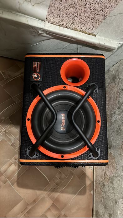 Продам сабвуфер пионер