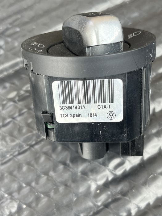 Contact / Modul PDC / Bloc lumini VW Passat B7