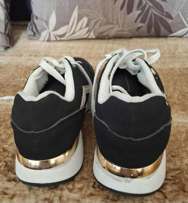 Обувки дамски и рокерия от телешки бокс