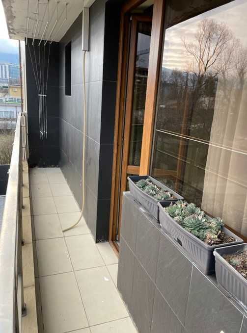 Дава се под наем Тристаен апартамент в София, Хладилника - 110 кв.м за 612 € - Снимка #7