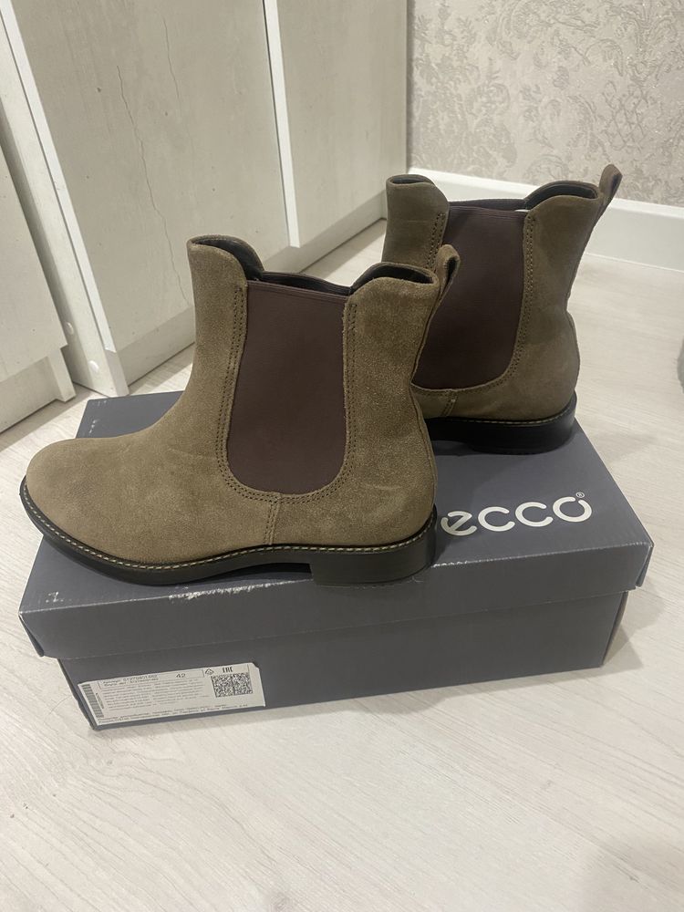 Продам новые сапоги, челси, ботинки от Ecco.