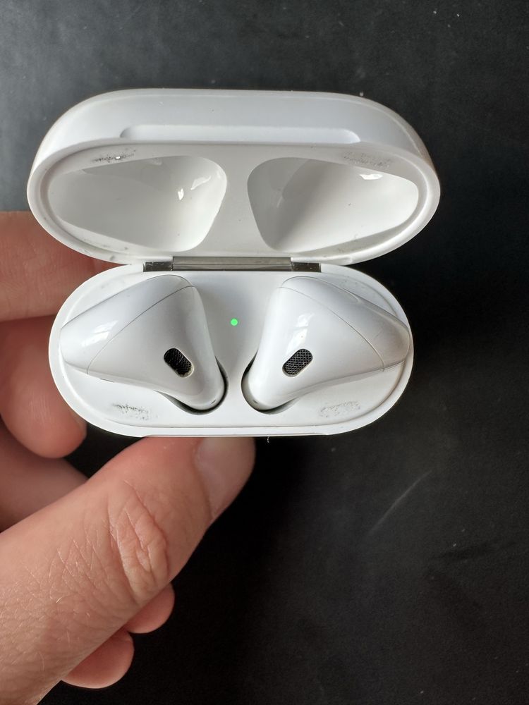 Apple AirPods 2 (A2031) Оригинален