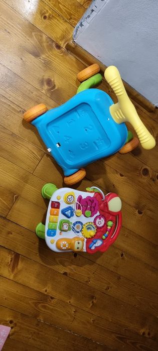 Antemergator cu centru de activitati