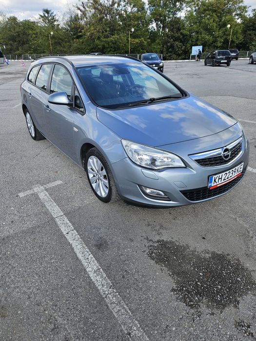 Опел Астра Sport Turer 1.3 CDTI !!!